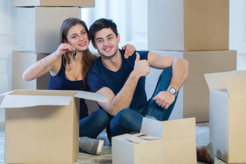 Earlscourt flat move with careful loading and transport