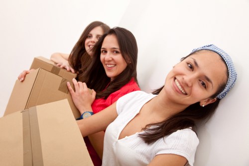 Van and driver service for flats and small businesses in Earlscourt