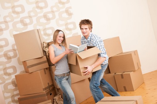 Packing and loading service for homes in Earlscourt