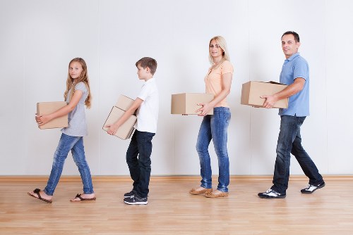Local removal van service for household and business items in Earlscourt
